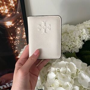 tory burch women’s classy small wallet and card holder